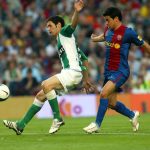 BARCELONA, SPAIN - MAY 13: Melli of Real Betis fends off Javier Saviola of Barcelona during the La Liga match between FC Barcelona and Real Betis at the Camp Nou, on May 13, 2007 in Barcelona, Spain. (Photo by Bagu Blanco/Getty Images). *** Local Caption *** Melli ;Javier Saviola